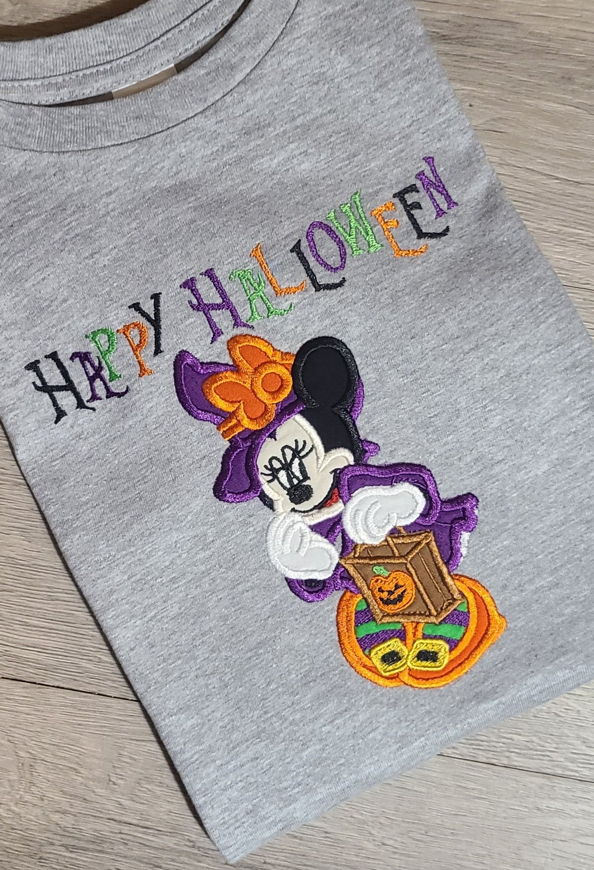 Minnie Mouse Halloween Vacation Applique T-shirt, Minnie Mouse Halloween Embroidered Custom Kids Shirt, Disney Applique Embroidered T-Shirt, Personalized T-Shirt