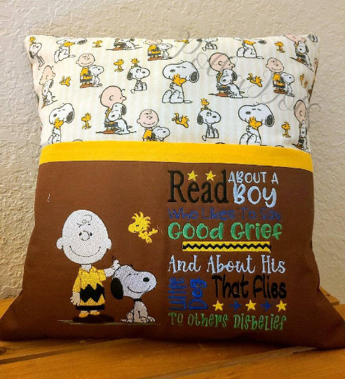 Pocket Pillow, Book Pillow, Reading Pillow, Charlie Brown Pocket Pillow, Snoopy Book Pillow, Charlie Brown Reading Pillow